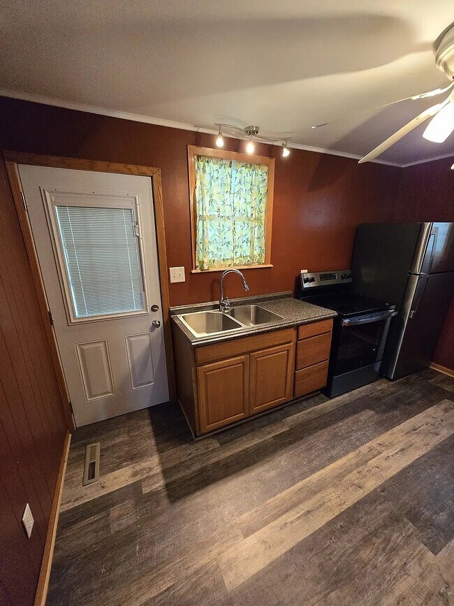 Foto del edificio - 992 W Pike St