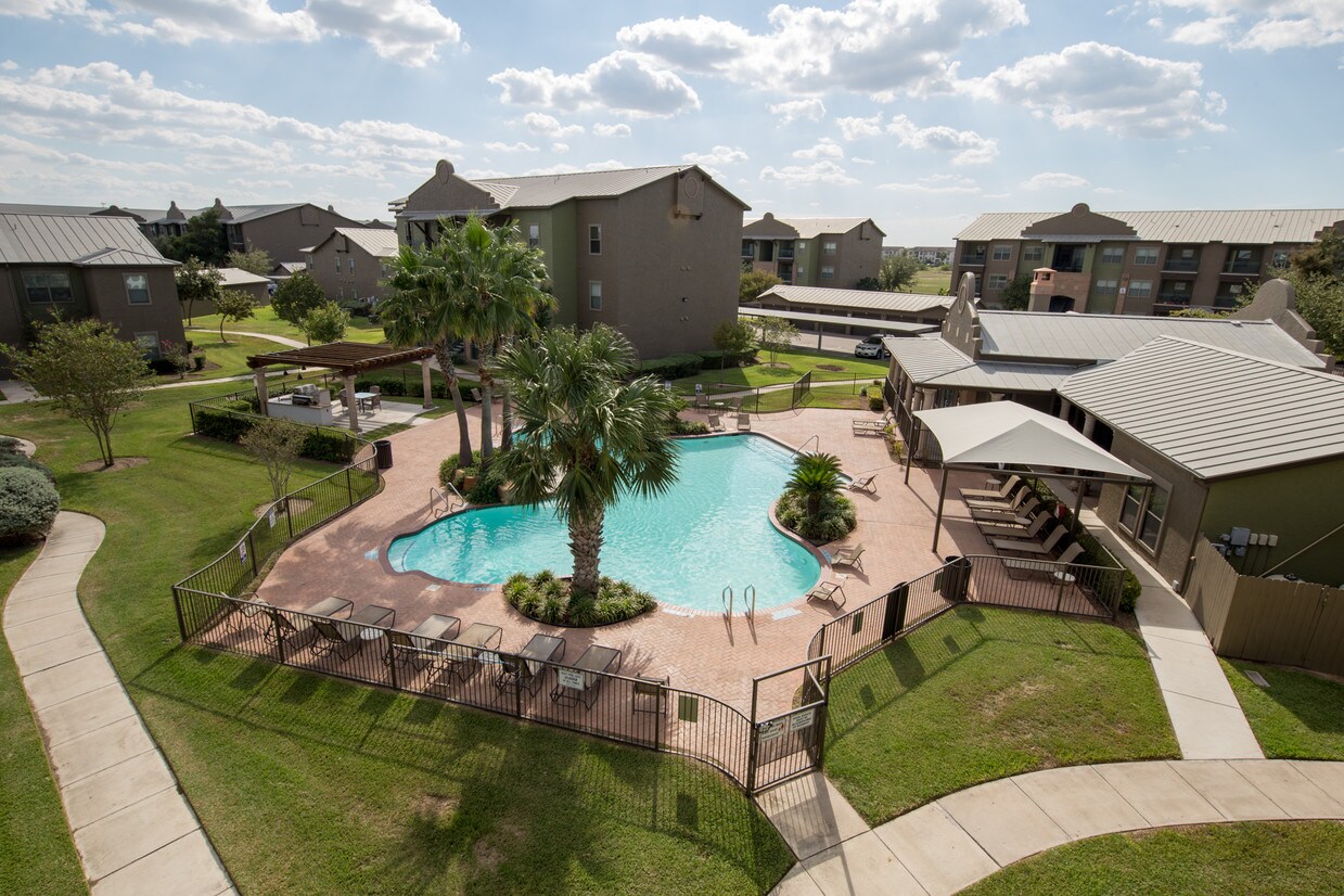 San Pedro Apartments Apartments in Mission, TX