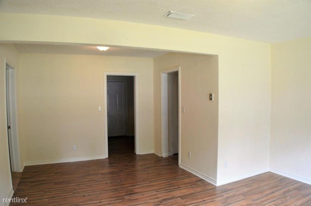 Building Photo - 3 br, 1 bath House - 3527 Bougainvillea St