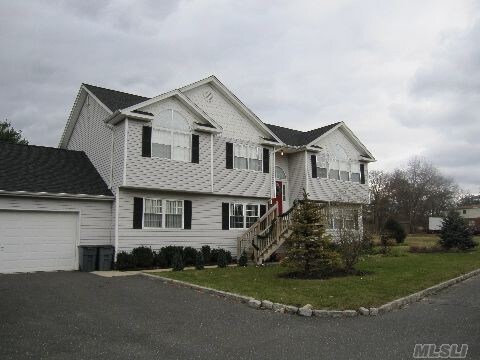 Foto principal - 288 Long Island Ave