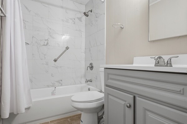 Foto del edificio - 125 Jeff Ave