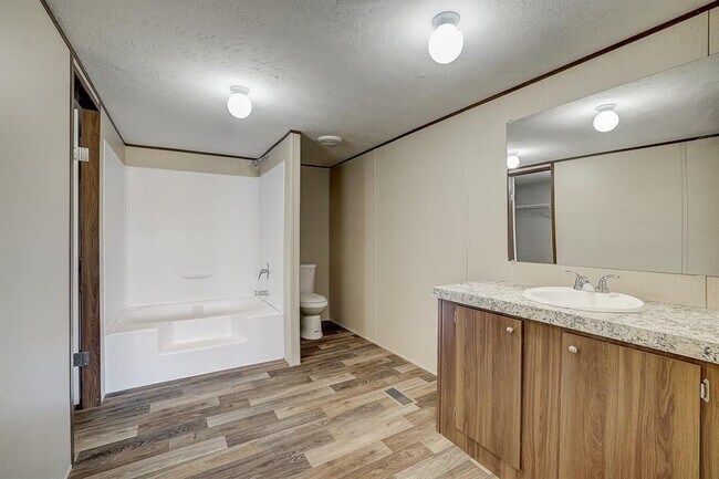 Building Photo - 106 Monte Vis Dr