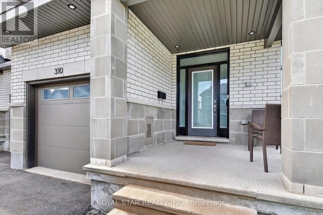 Building Photo - 310 Makobe Ln