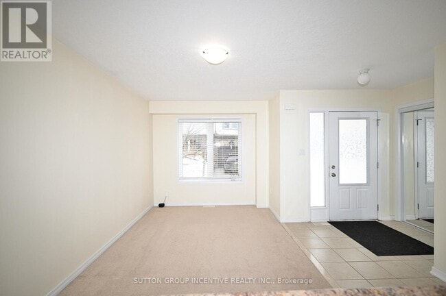 Building Photo - 90 Sovereigns Gate