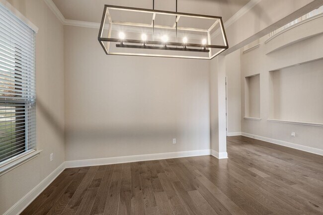 Foto del edificio - 8023 Platinum Ct