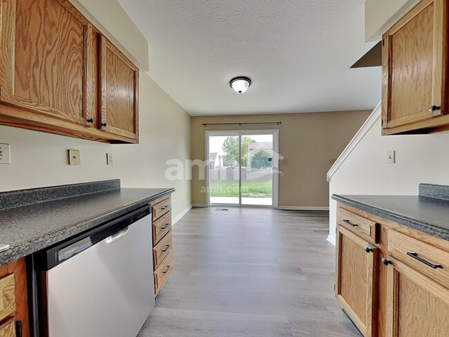 Building Photo - 941 Legacy Ct
