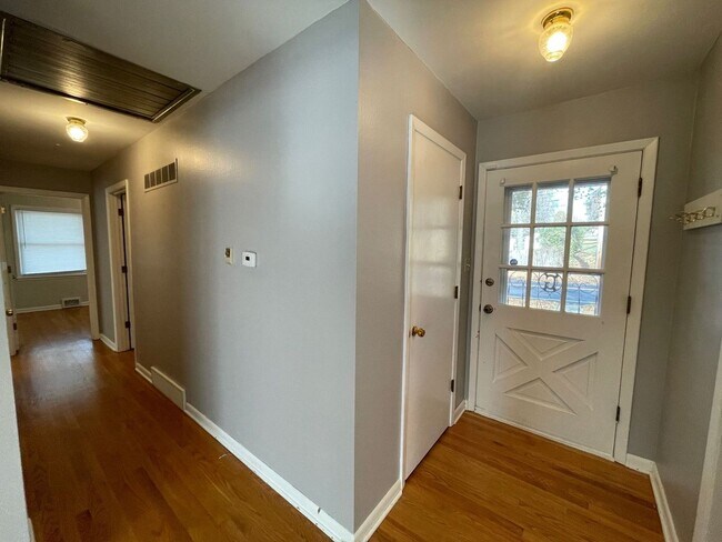 Foto del edificio - 3 Bedroom, 2.5 Bathroom Home in Independence
