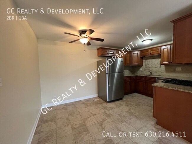 Building Photo - *** WEATHERFIELD COMMONS / RANCH QUAD / 2 ...