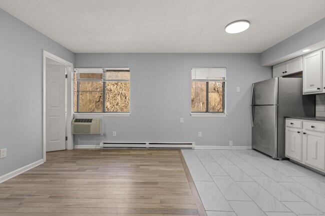 Building Photo - 543 Woodward Ave