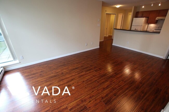 Building Photo - Buchanan East 1 BR APT Rental 306-4398 Buchanan St Burnaby: VADA
