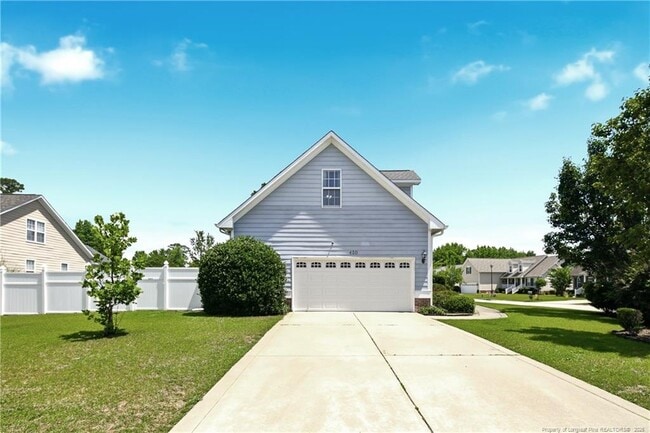 Building Photo - 420 Thorncliff Dr