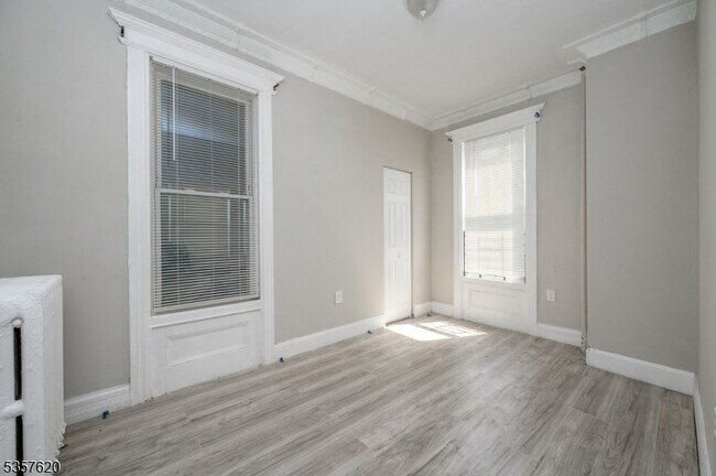Foto del edificio - 257 S 8th St