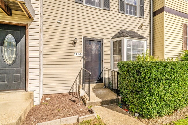 Building Photo - 310 Harry S Truman Dr