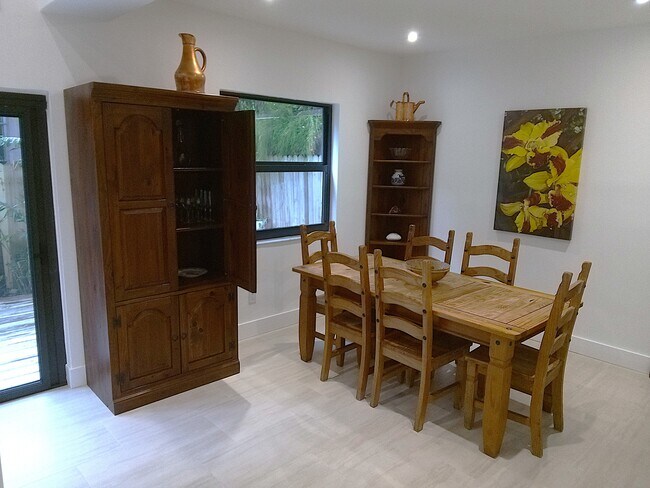 Foto del edificio - 3226 Gifford Ln