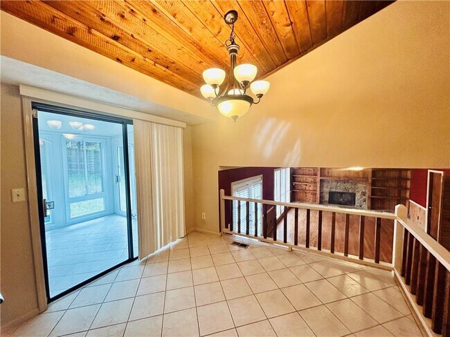 Foto del edificio - 2100 Old Forge Way