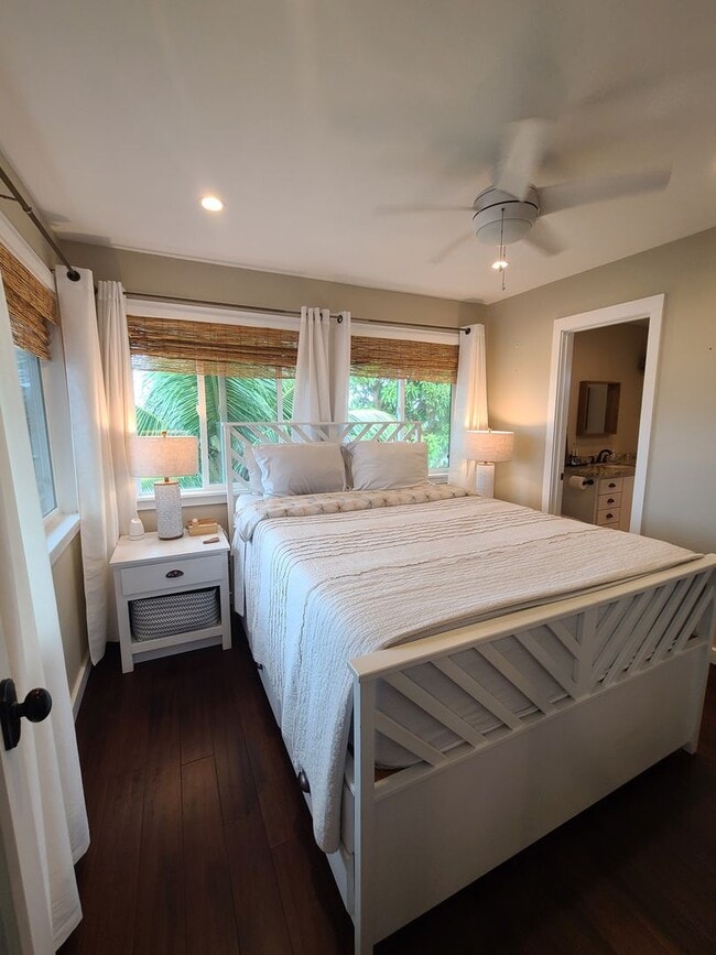Building Photo - Convenient, cute and breezy!