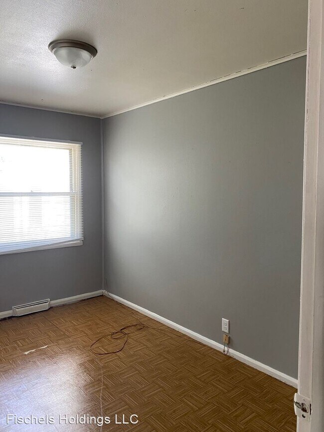 Building Photo - 3 br, 1 bath House - 751 Sherman Ave