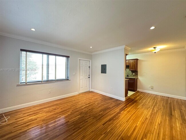 Foto del edificio - 35 Antilla Ave