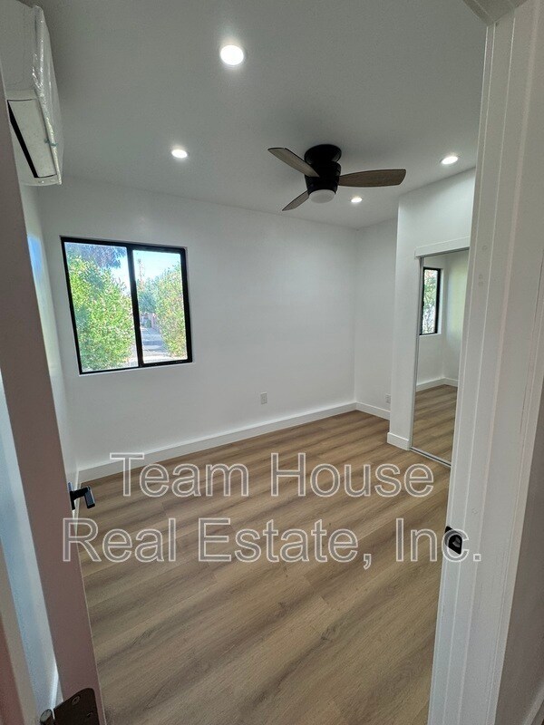 Building Photo - 7009 Comanche Ave