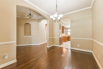 Building Photo - 13911 Desert Trace Ct