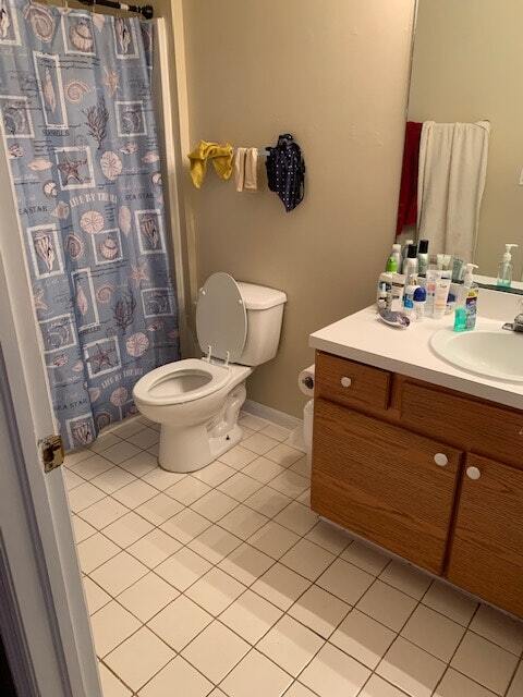 Building Photo - 4642 Golfview Boulevard, Unit 4644