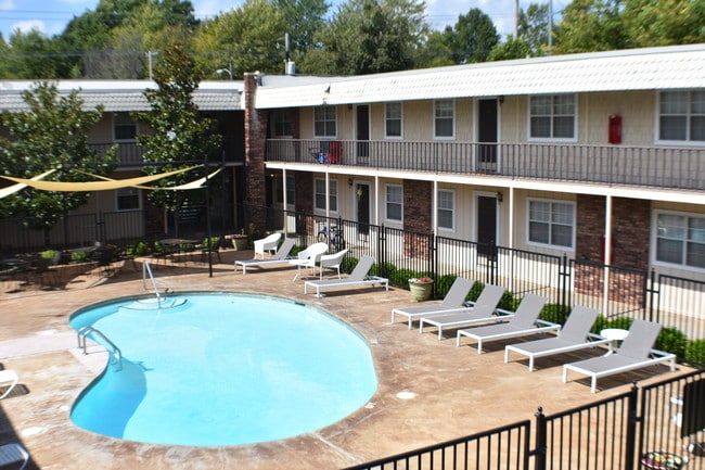 Pool - Ruby on the Creek Apartments