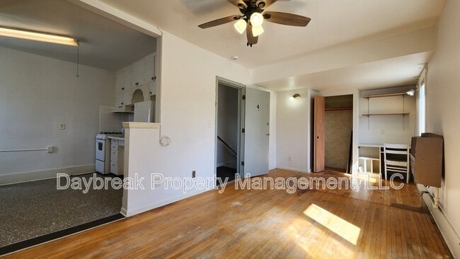 Building Photo - 1121 2nd Ave S