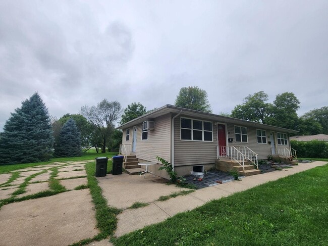 Foto del edificio - 1611 Crescent St