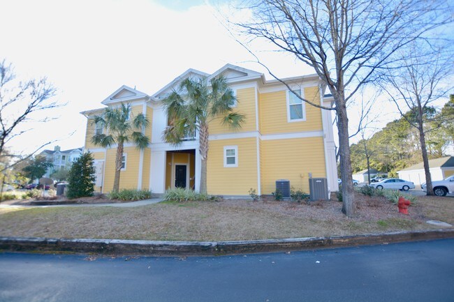 Building Photo - 2 bedroom in Mount Pleasant SC 29464