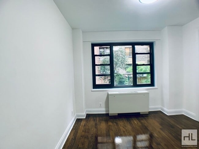 Building Photo - EAST 56 STREET