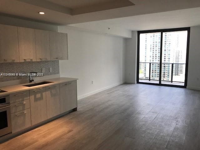 Foto del edificio - 55 SW 9th St