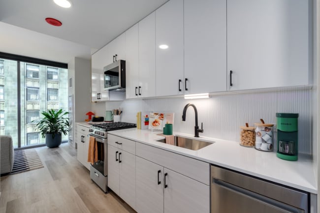 Photo - 83 E Wacker Pl Apartment