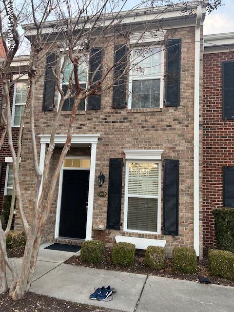 Foto principal - 7620 High Market St