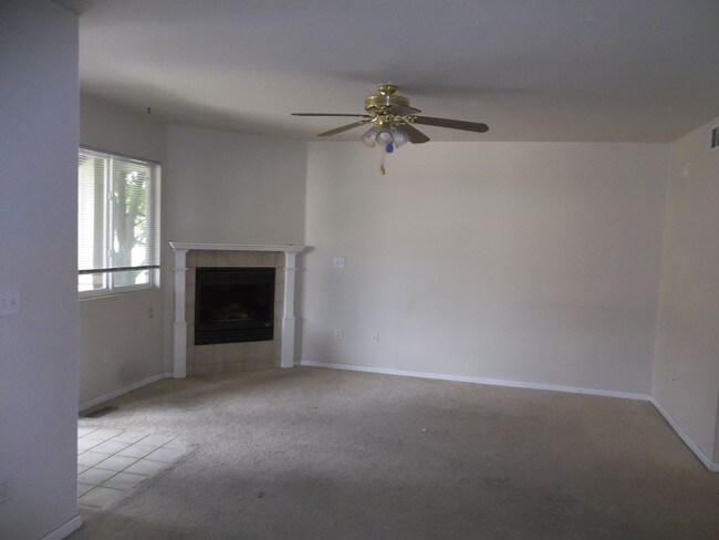 Building Photo - 2621 Rigden Pkwy