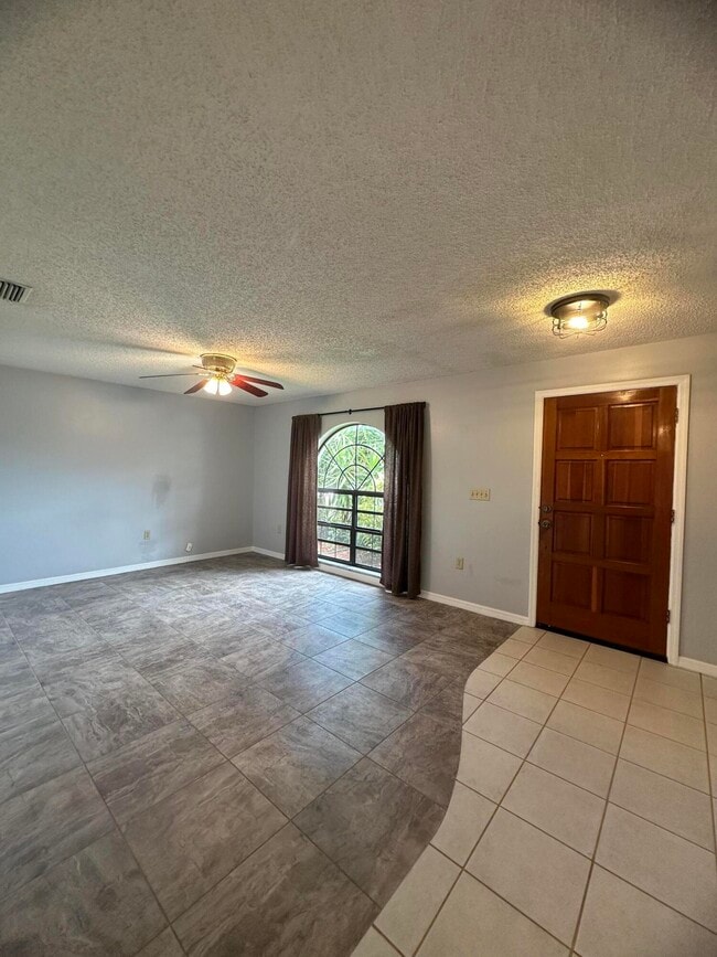 Building Photo - 141 Ocean View Ln