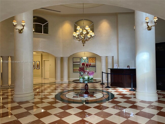 Foto del edificio - 19900 E Country Club Dr
