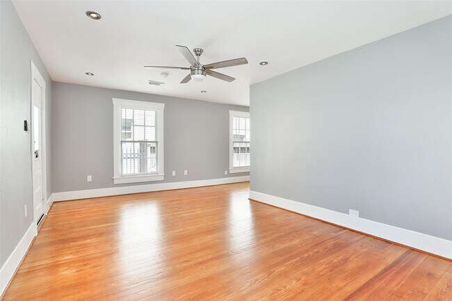 Building Photo - 1204 Birdsall St