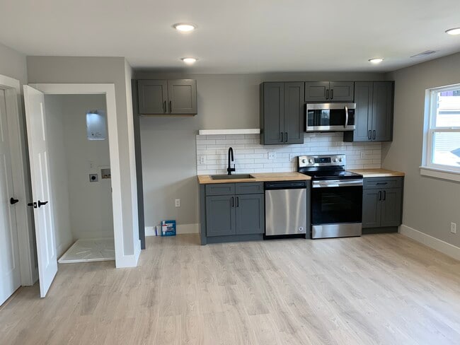 New Washer/Dryer Coming Soon - 1314 Olive St