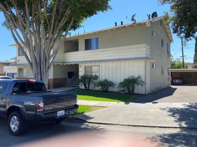 Foto del edificio - 641 Warne St