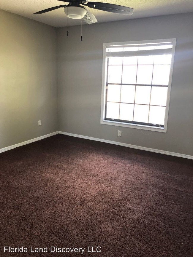 Building Photo - 3217 Oak Lawn Pl