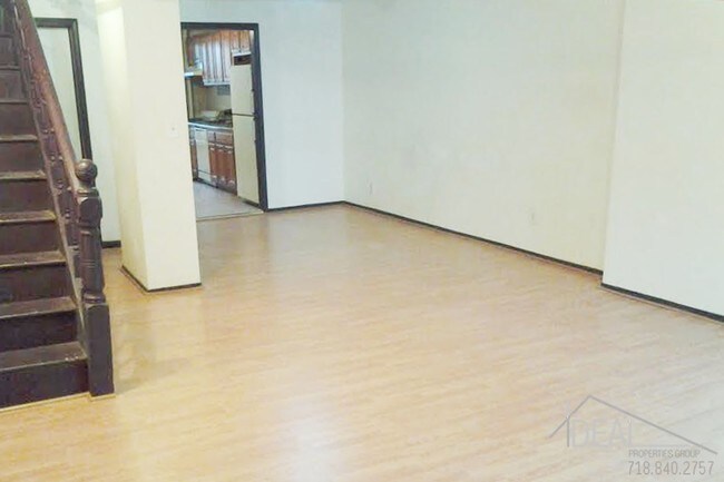 Foto del edificio - 309 Hart St