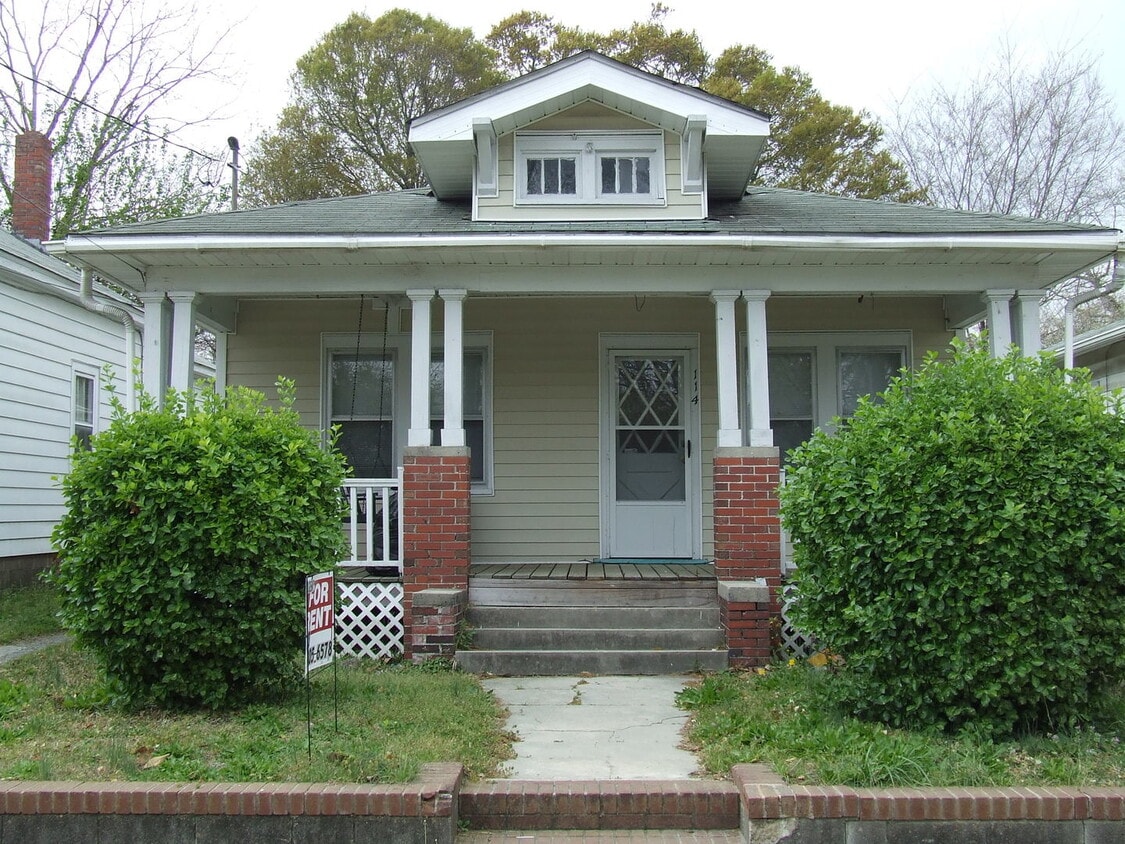 2 BR Home walk to NHHS - 2 BR Home walk to NHHS