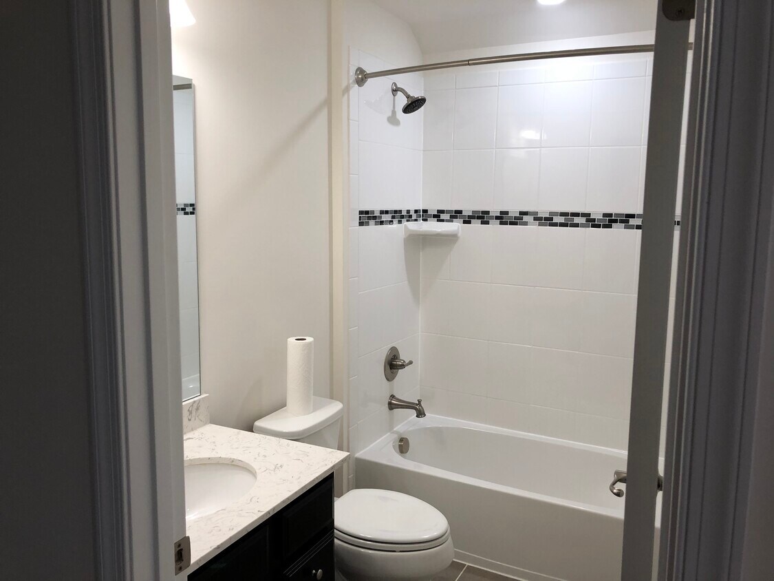 Bathroom - 14820 Saddle Creek Drive