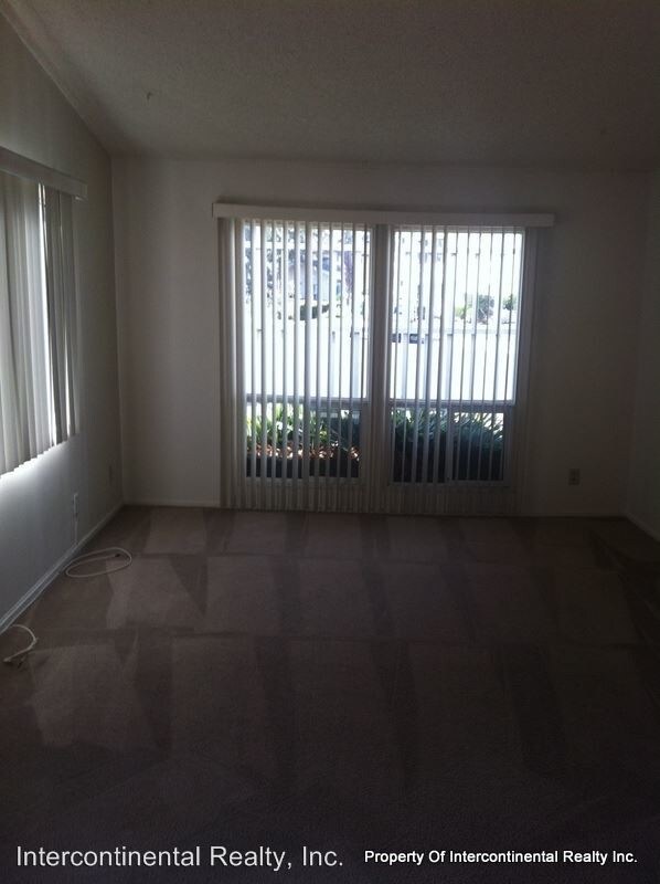 Foto del edificio - 749-749 Sidonia Ave