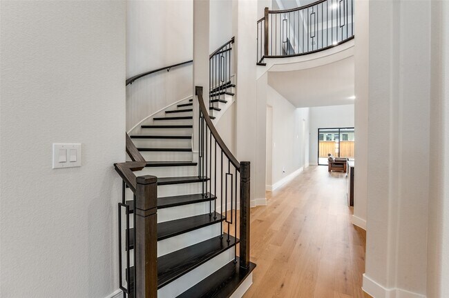 Foto del edificio - 3712 Connie Ln