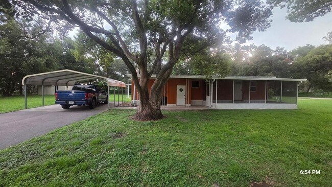 Foto del edificio - 38551 Daughtery Rd