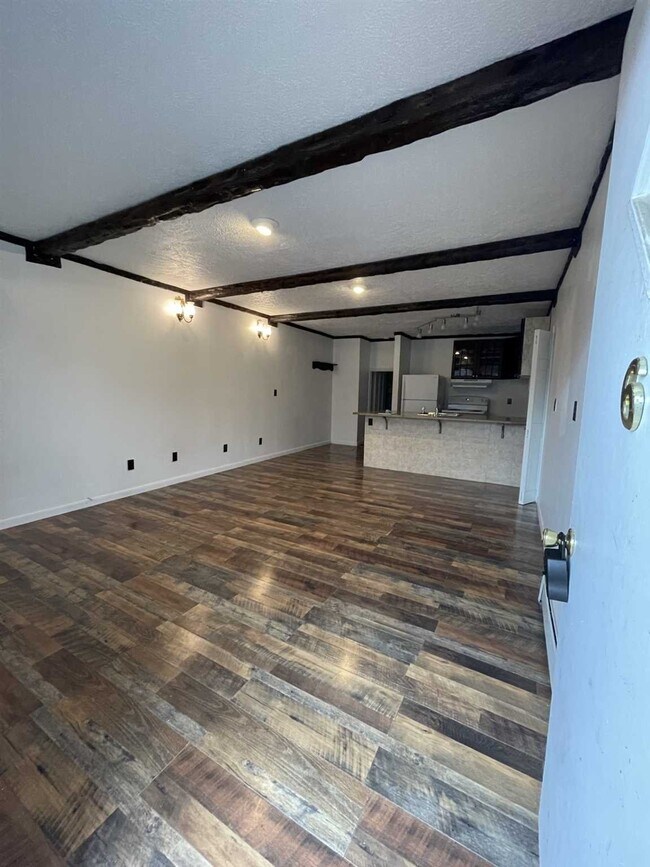Building Photo - 1547 US-9