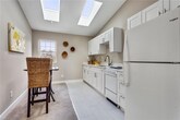 Foto principal - 216 Beechmont Dr