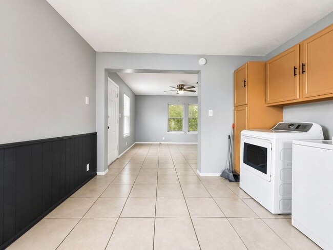 Building Photo - 4614 Gurley Ave