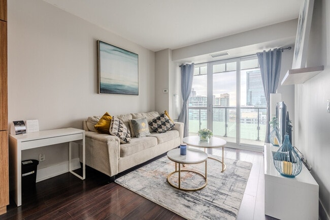 Building Photo - 300 Front St W